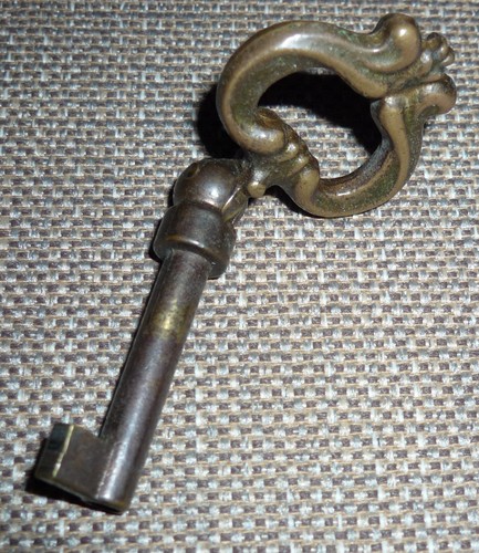 Schöner schrank schlüssel - schöner,
