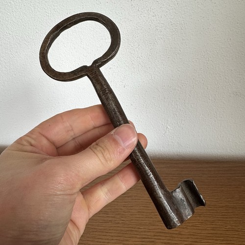 Antiker hohldorn schlüssel - antiker,