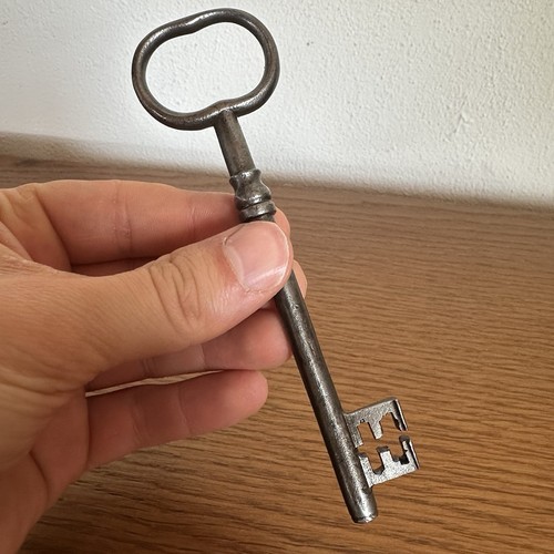 Antiker volldorn schlüssel - volldorn,