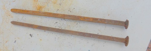 Stück alter nagel - 2,