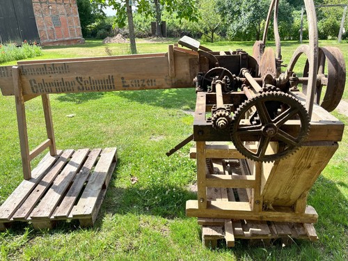 Strohhäcksler historisch - strohhäcksler,