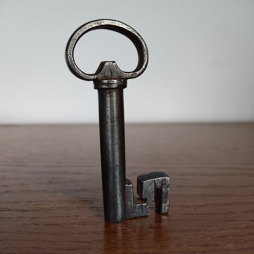 Antiker hohldorn schlüssel - hohldorn,